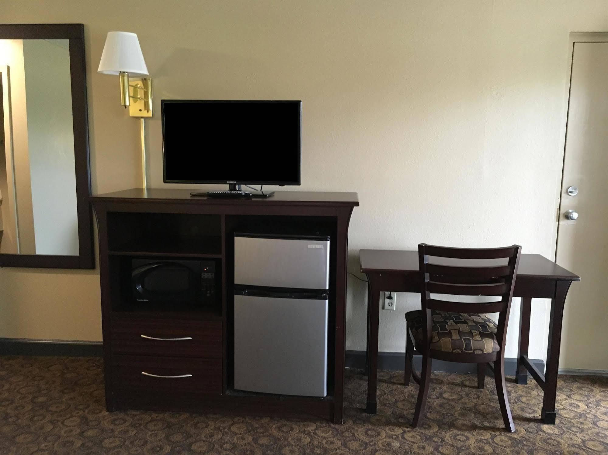 Americas Best Value Inn And Suites Greenwood Εξωτερικό φωτογραφία